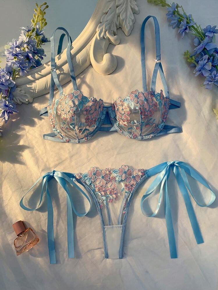 2pcs/Set Women Sky Blue Embroidered Lace-Up Lingerie Set en baby blue, talla XS · S · M · L · XL · XXL